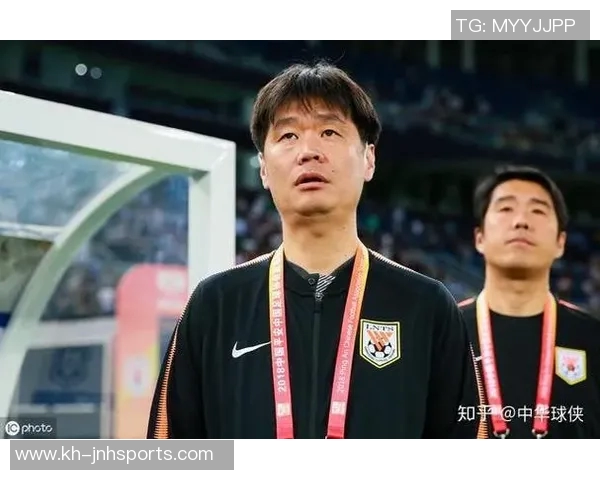 杨强专访回顾排球辉煌历程与欧冠足球的激情碰撞 杨强专访回顾排球辉煌历程与欧冠足球的激情碰撞