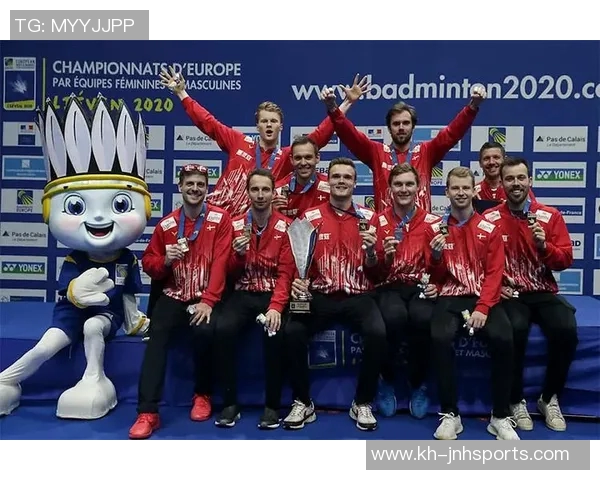 体育实时数据重庆羽毛球队在欧锦赛积分榜上以79分稳居第一展现强大实力 体育实时数据重庆羽毛球队在欧锦赛积分榜上以79分稳居第一展现强大实力